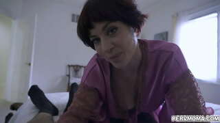 Tug&#039;yonga ketgan oyi Jessica Ryan uning o&#039;gay o&#039;g&#039;li yosh Dik so&#039;rish uchun oladi