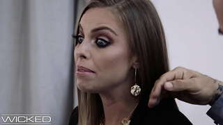 Gníomhaire Eastát Réadach Fucks Cliant - Ghránna